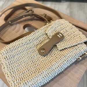 Stylish Tan and Cream Woven Women's Bag